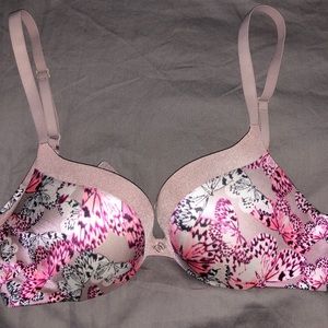 Victoria’s Secret 34A Push-Up Bra